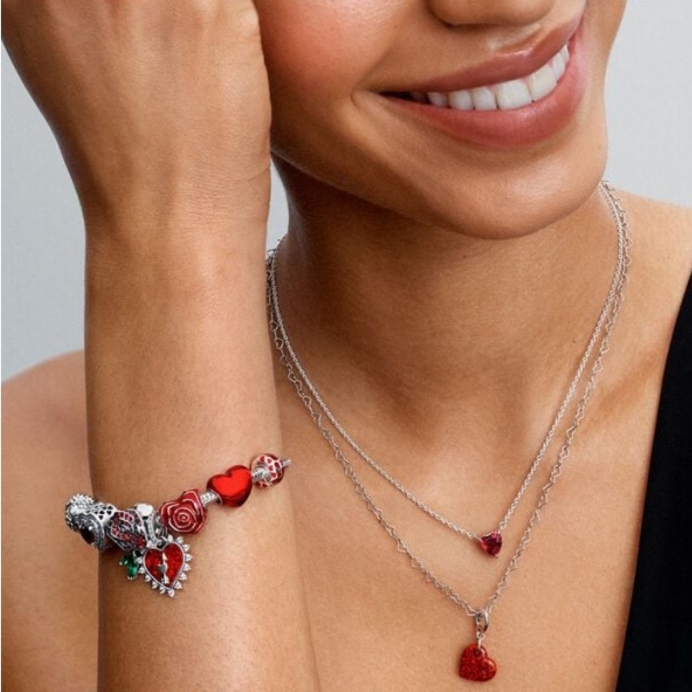 Pandora Red Rose Heart Charm w/box - Picture 2 of 11